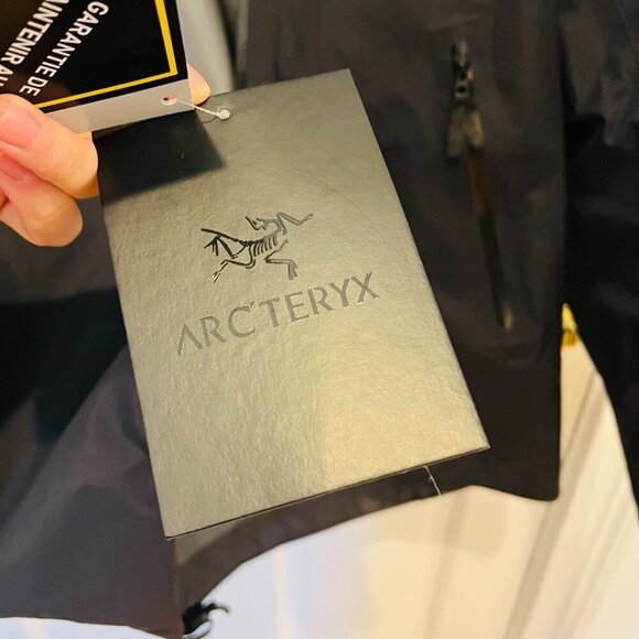 Arcteryx Beta Jacket Black Men's Med Sz Gore-Tex New with Tags - Picture 2 of 13